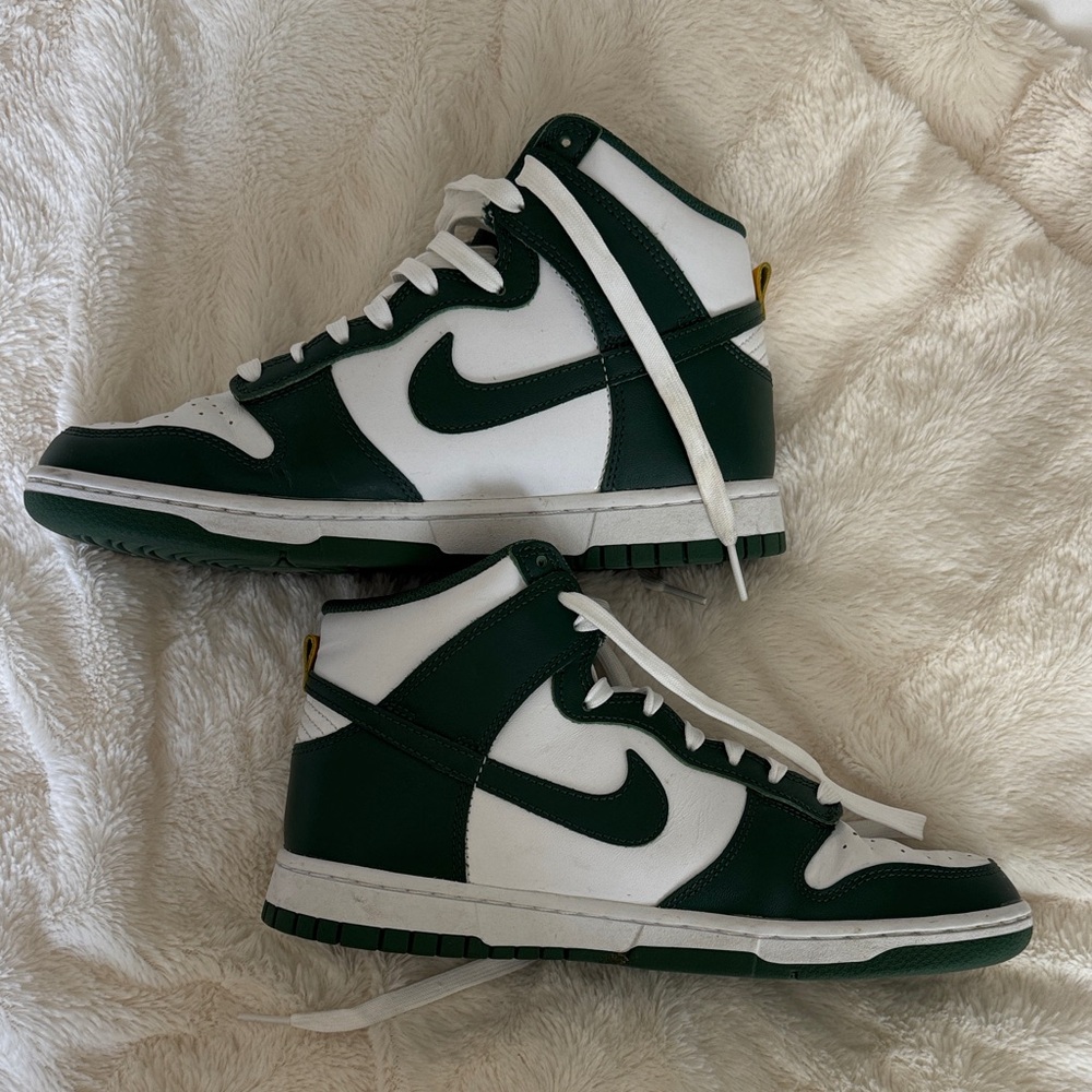 Nike Green and White High-Top Sneakers